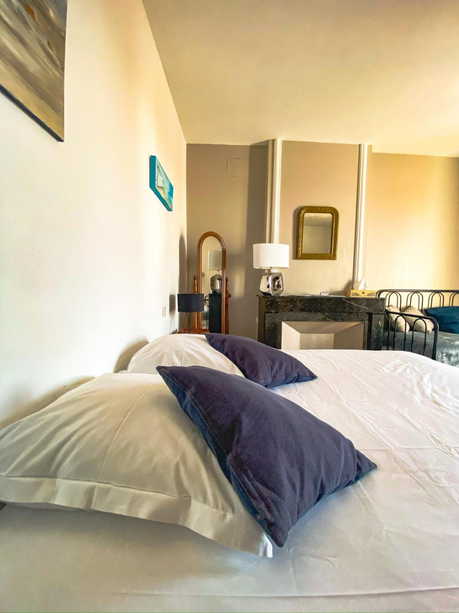 Entre Midi - Maison D'Hotes - B&B Capestang Eksteriør billede