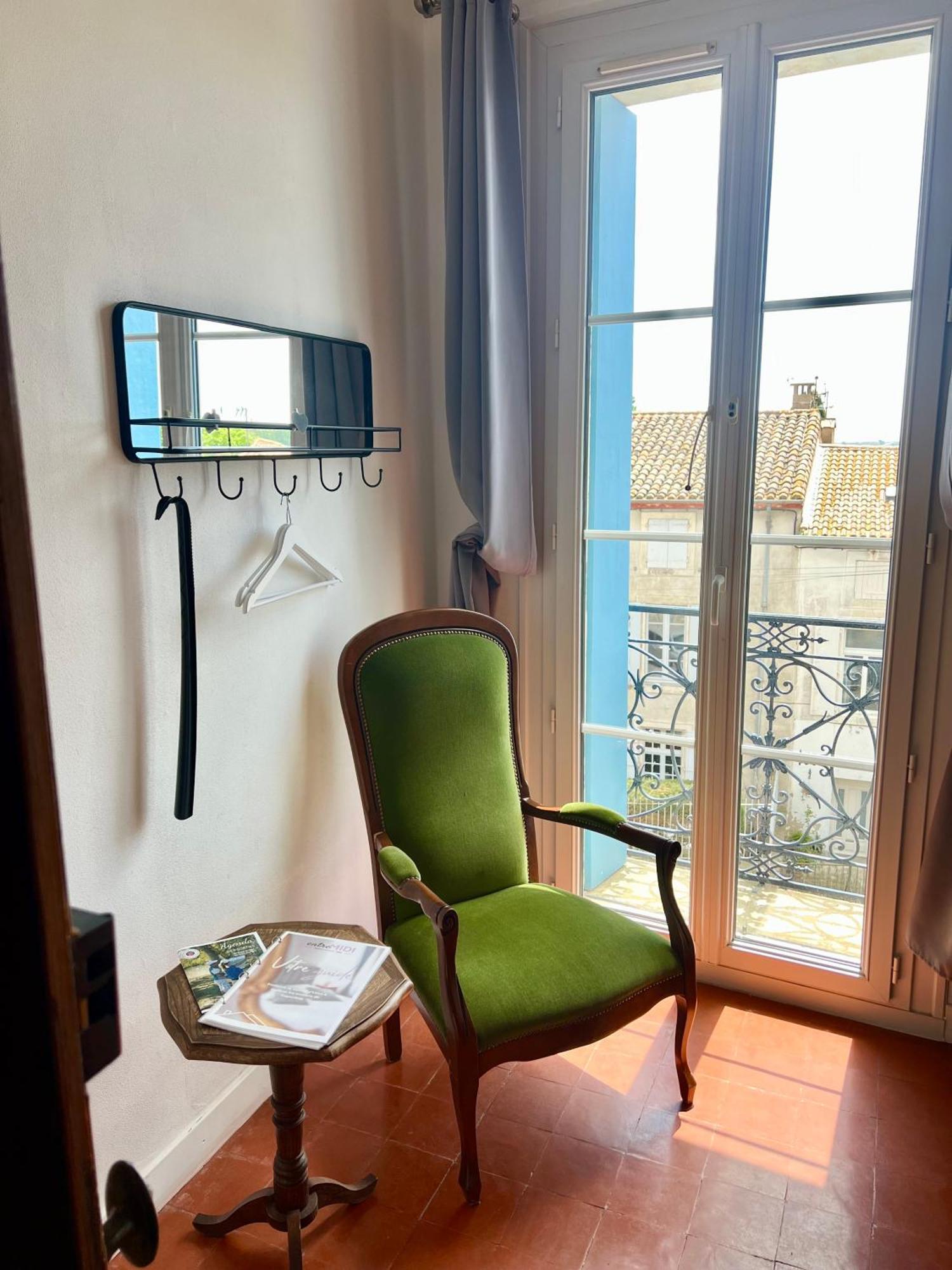 Entre Midi - Maison D'Hotes - B&B Capestang Eksteriør billede