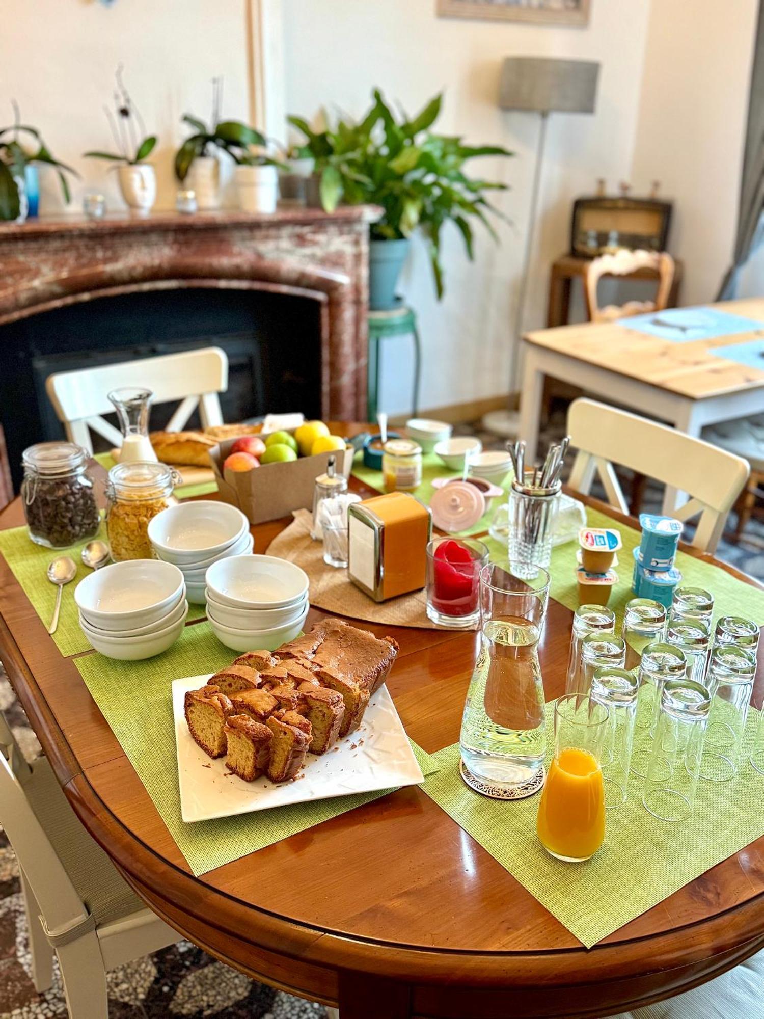 Entre Midi - Maison D'Hotes - B&B Capestang Eksteriør billede